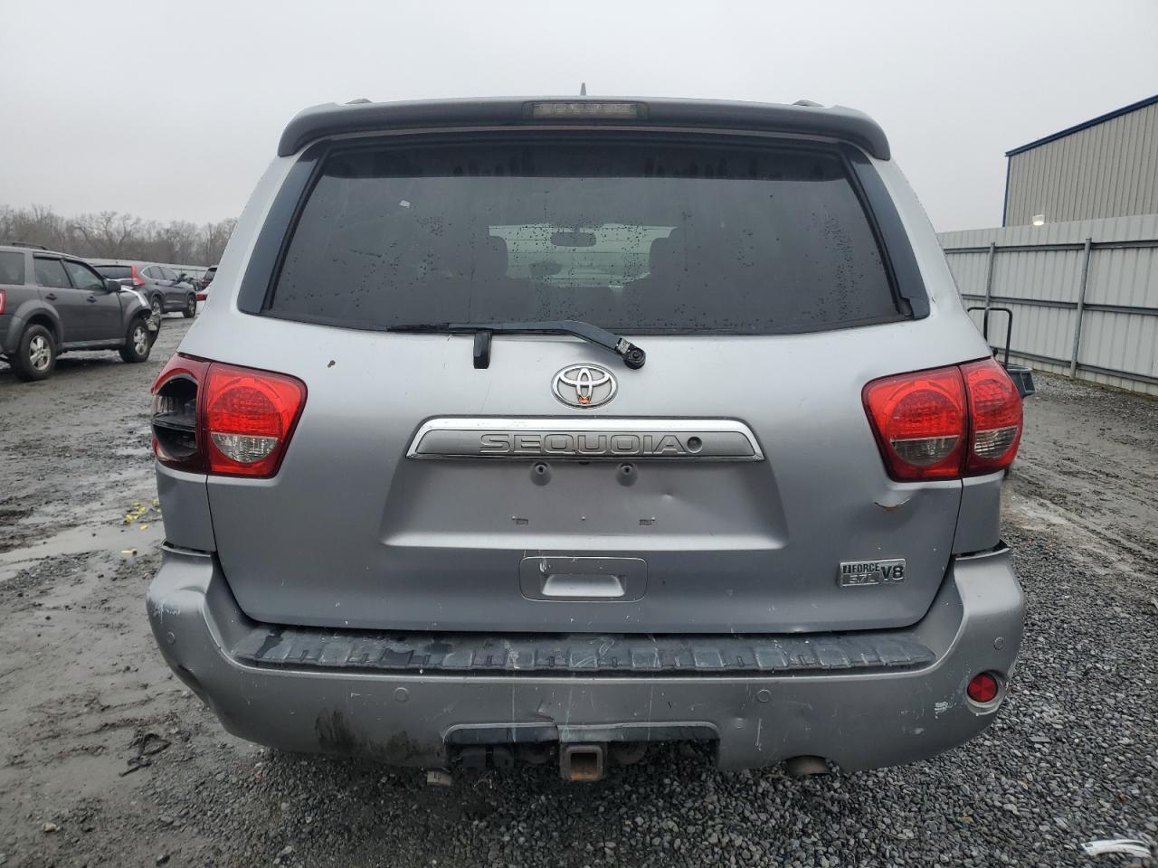 2011 Toyota Sequoia Platinum VIN: 5TDDY5G10BS048927 Lot: 85101054