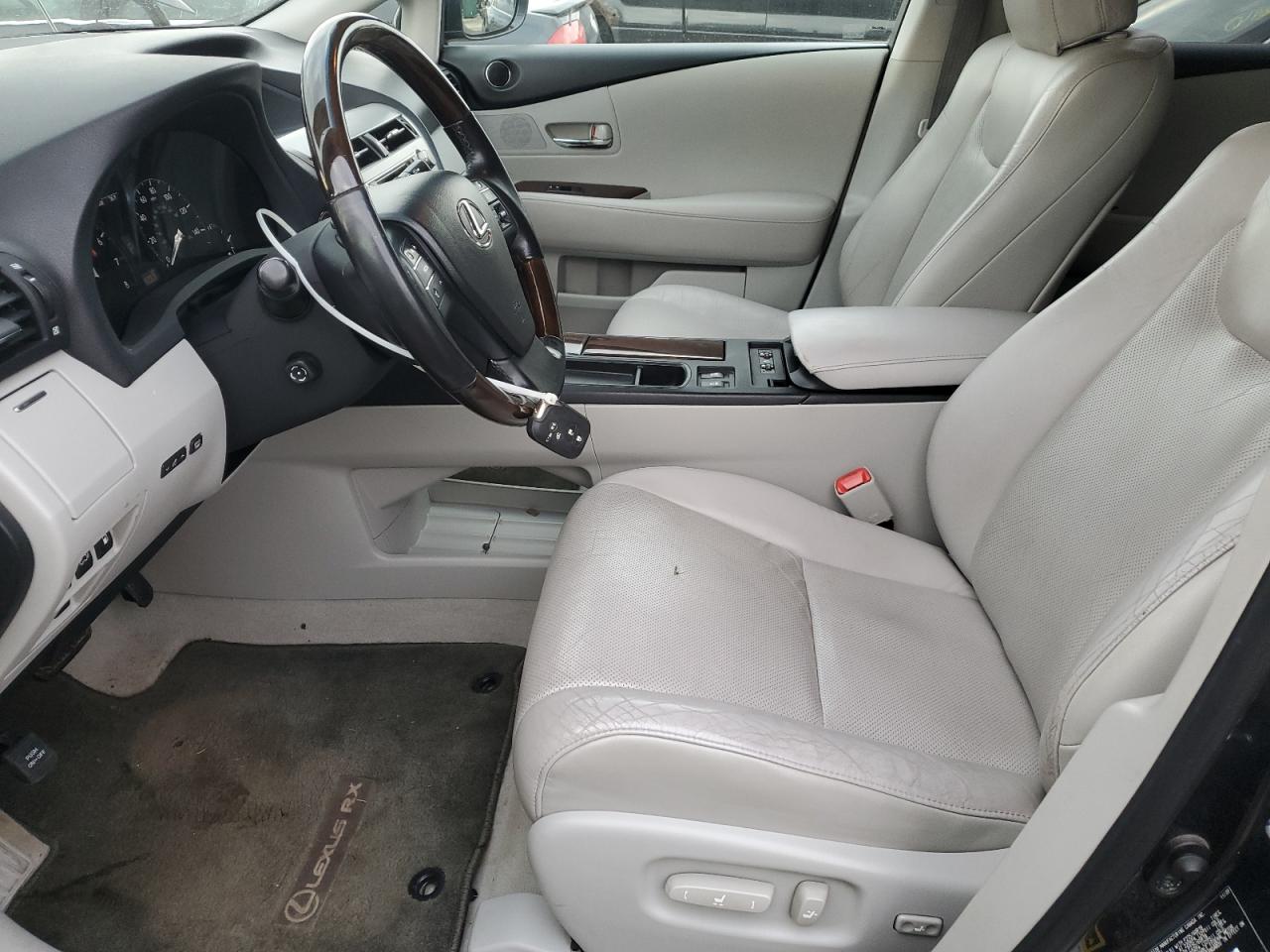 2010 Lexus RX - Image 7