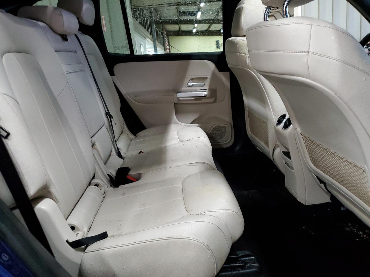 2021 Mercedes-Benz GLB - Image 11