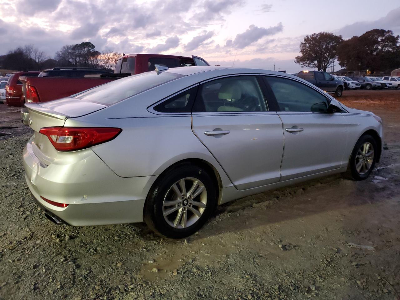 VIN 5NPE24AF7FH104068 2015 HYUNDAI SONATA no.3