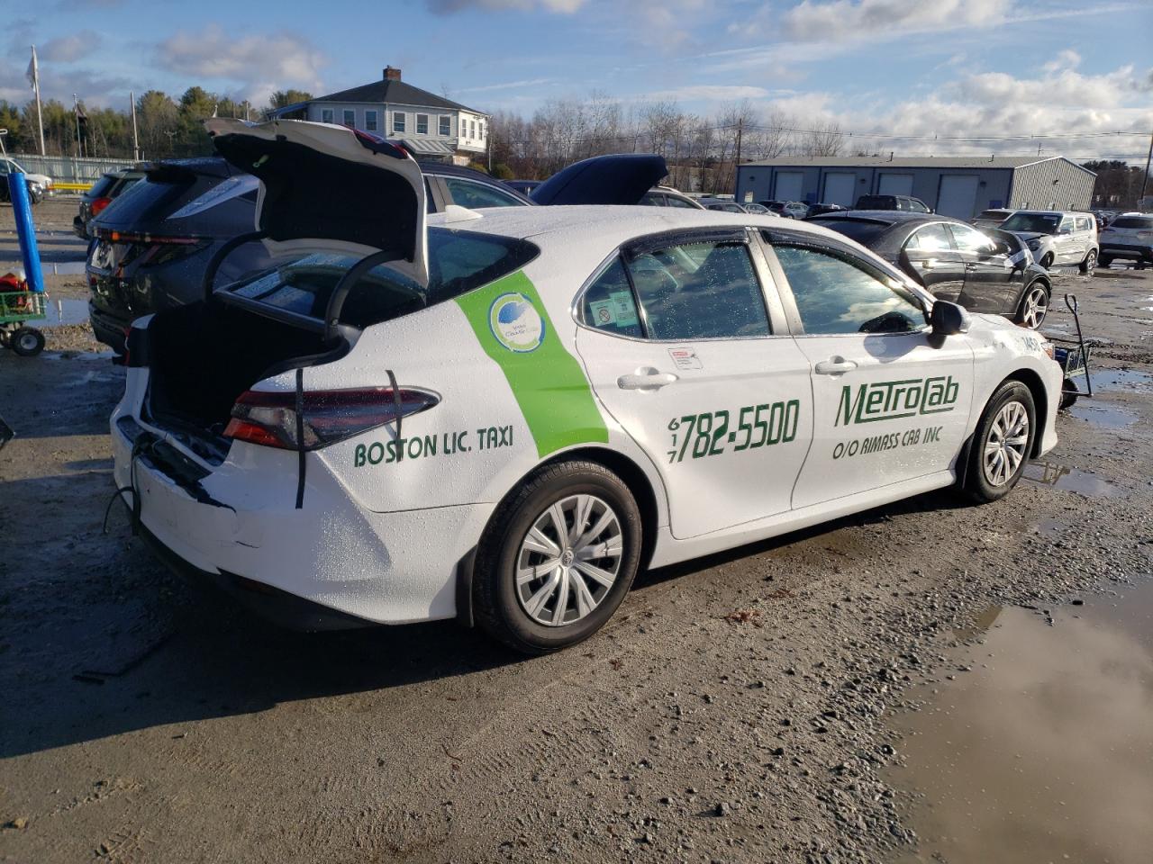 2022 Toyota Camry - Image 3