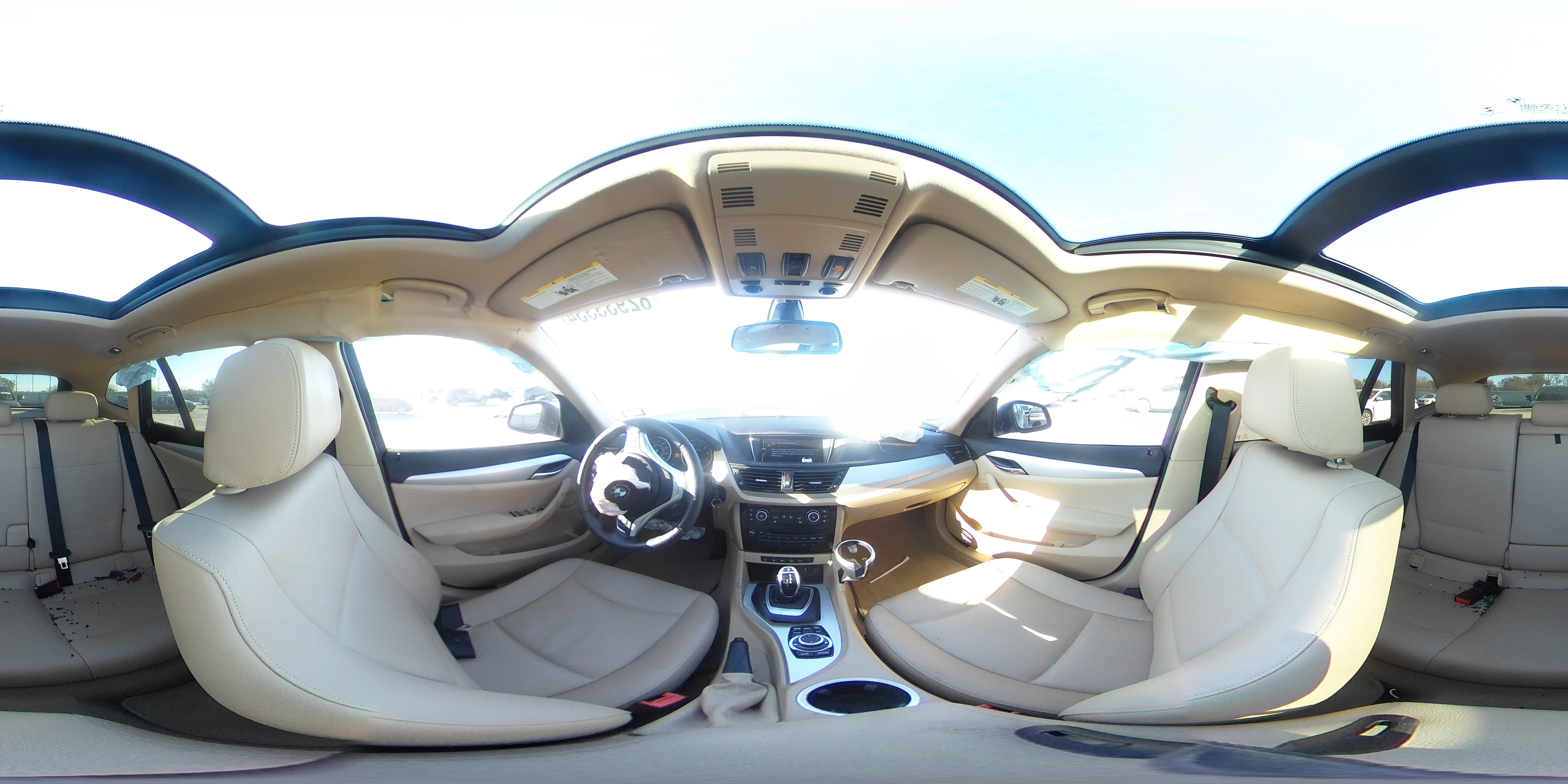 2015 BMW X1 - Image 13