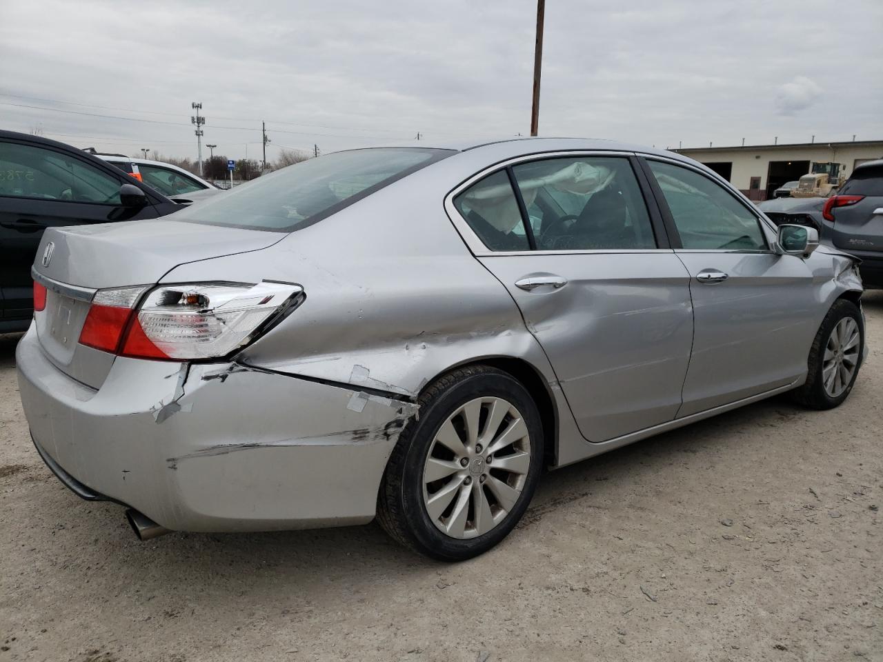 VIN 1HGCR2F7XDA130453 2013 HONDA ACCORD no.3