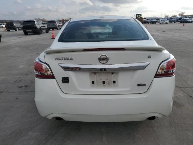  NISSAN ALTIMA 2015 Белы