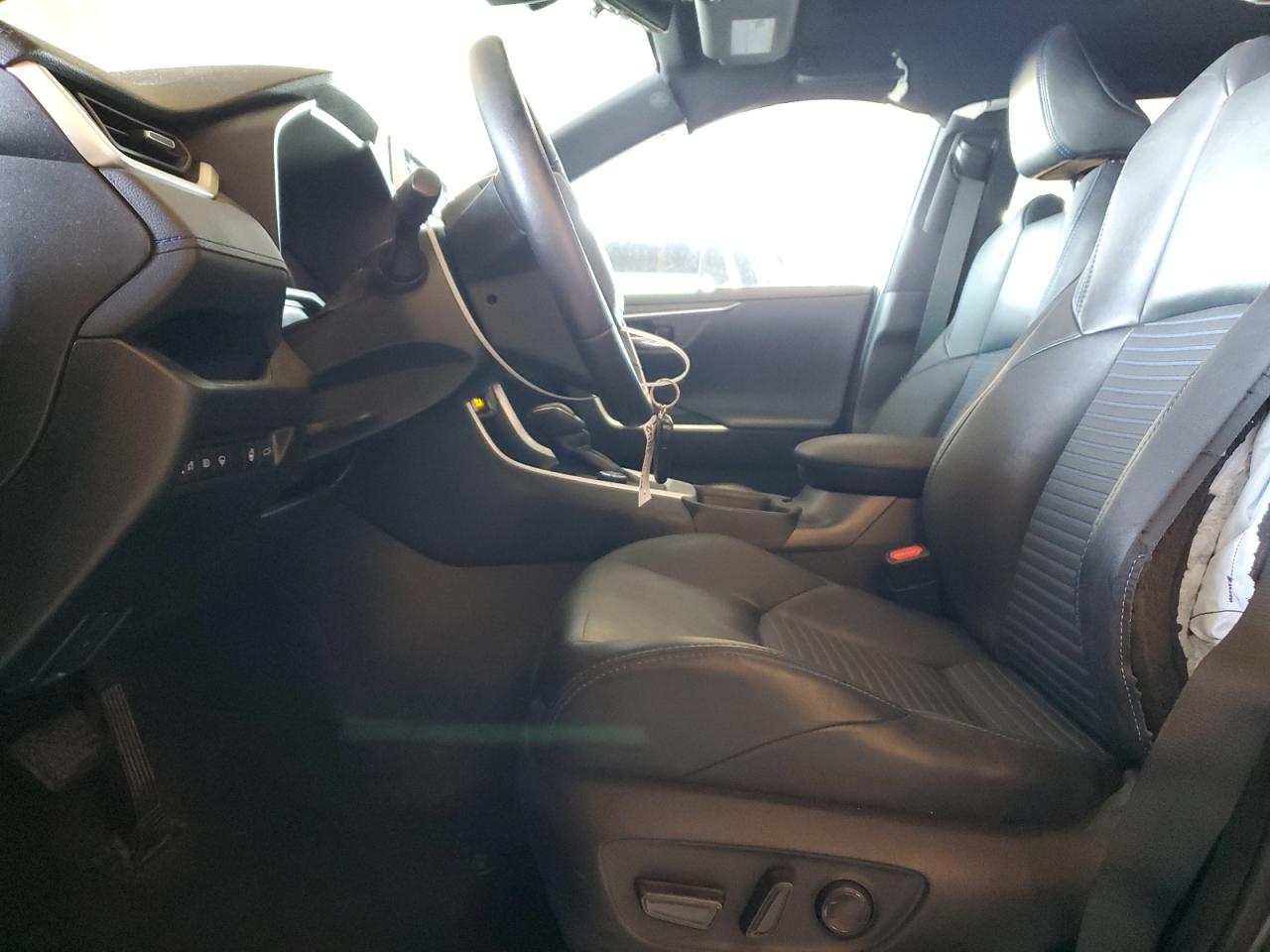2021 Toyota RAV 4 - Image 7