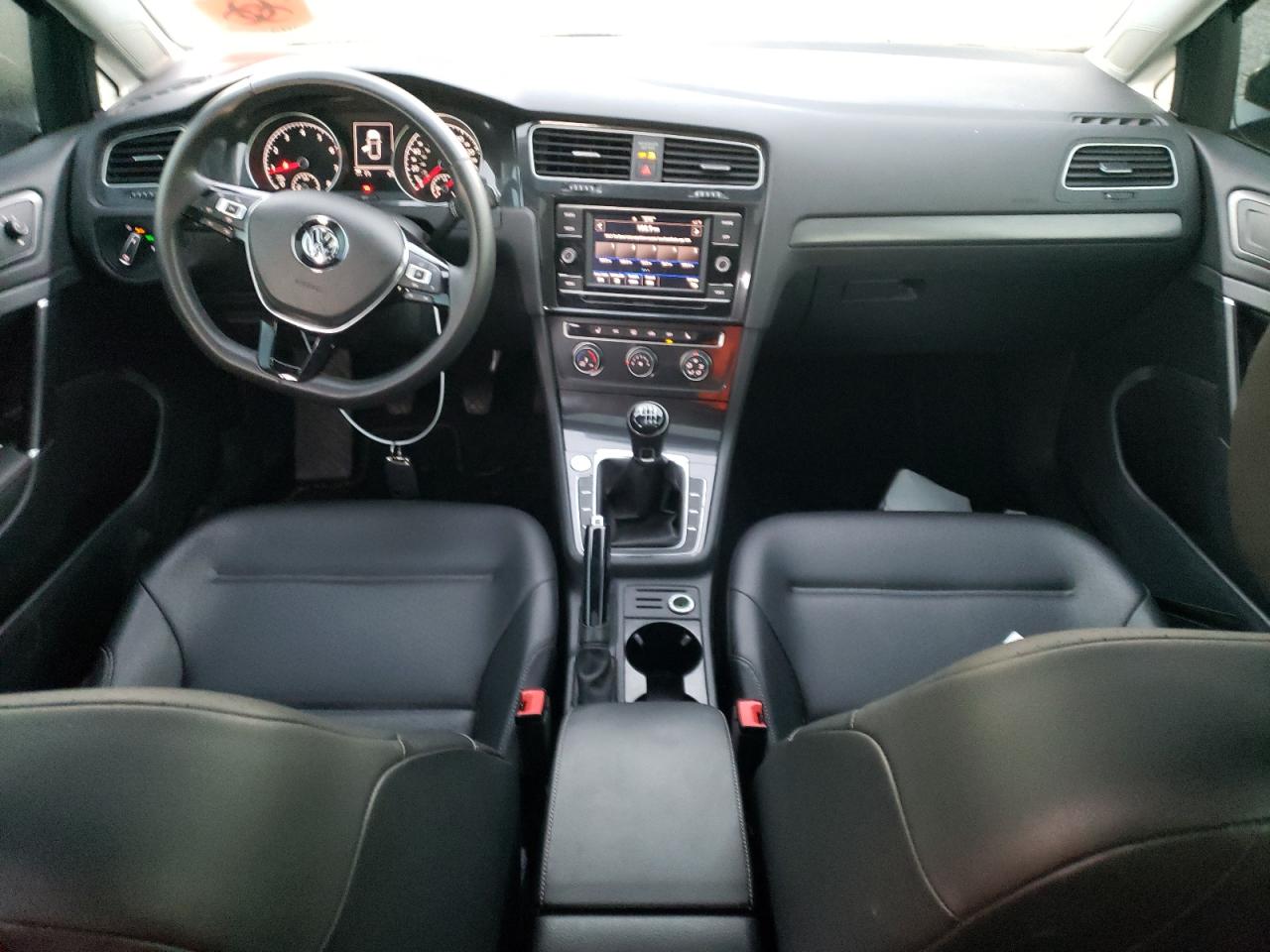 2020 Volkswagen Golf - Image 8
