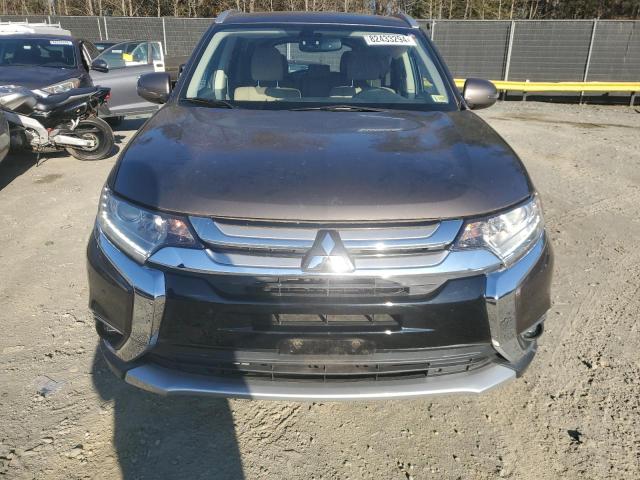  MITSUBISHI OUTLANDER 2017 Золотой