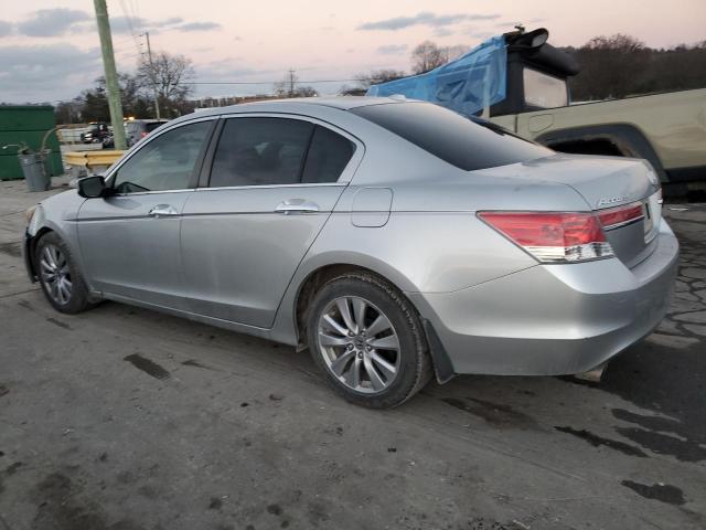 Седани HONDA ACCORD 2012 Сріблястий