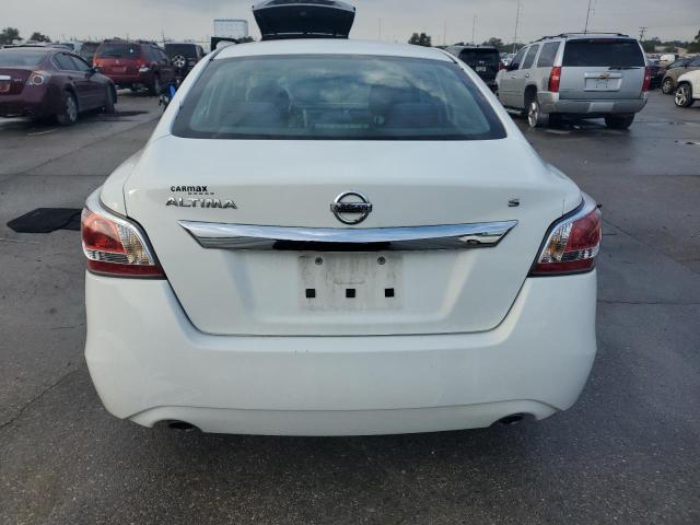 Седаны NISSAN ALTIMA 2015 Белый