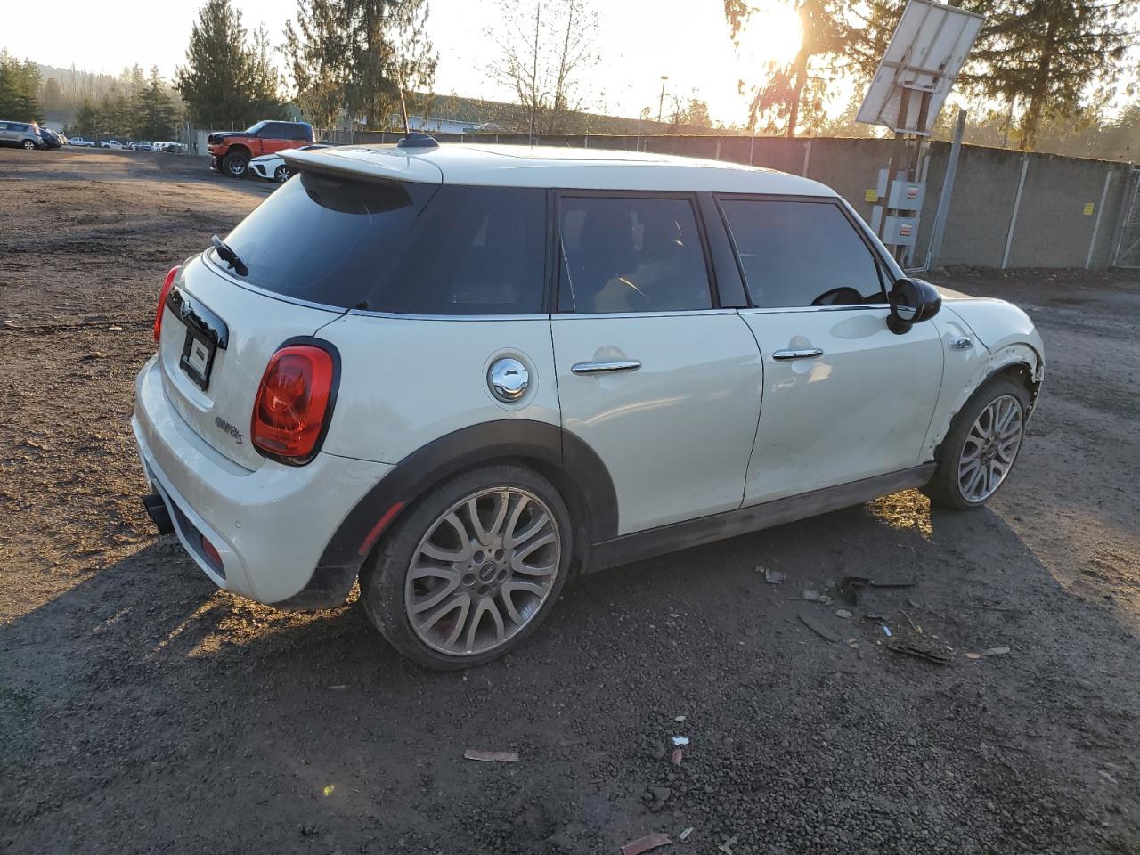 2016 MINI Cooper - Image 3