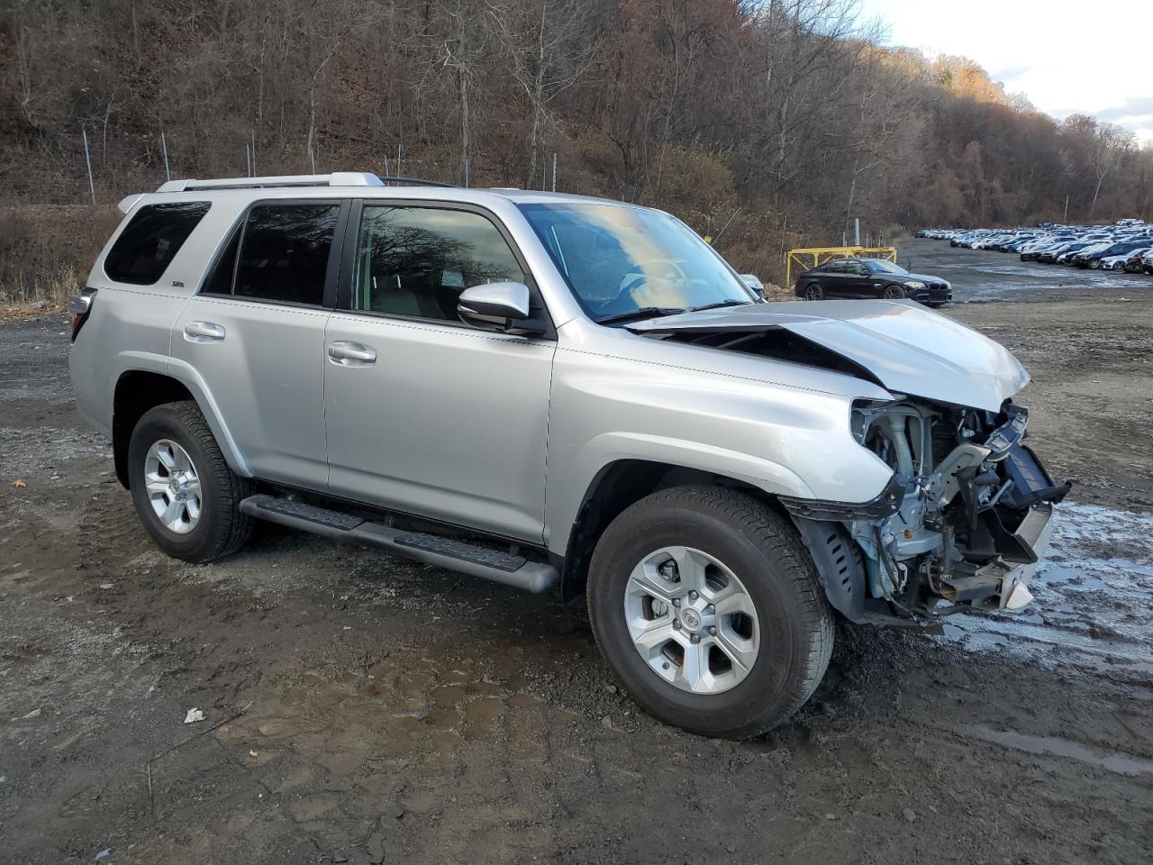 2016 Toyota 4Runner - Image 4