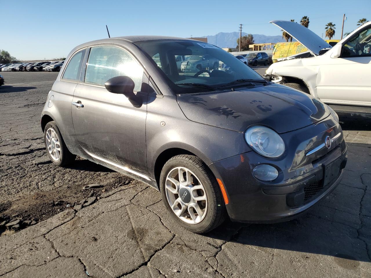 2015 Fiat 500 - Image 4