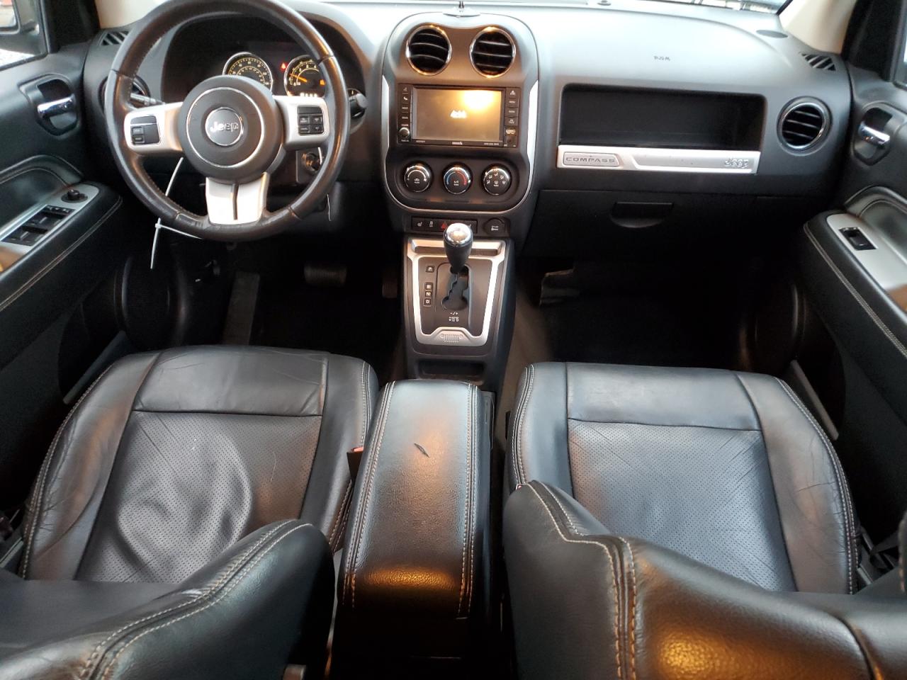 2016 Jeep Compass - Image 8