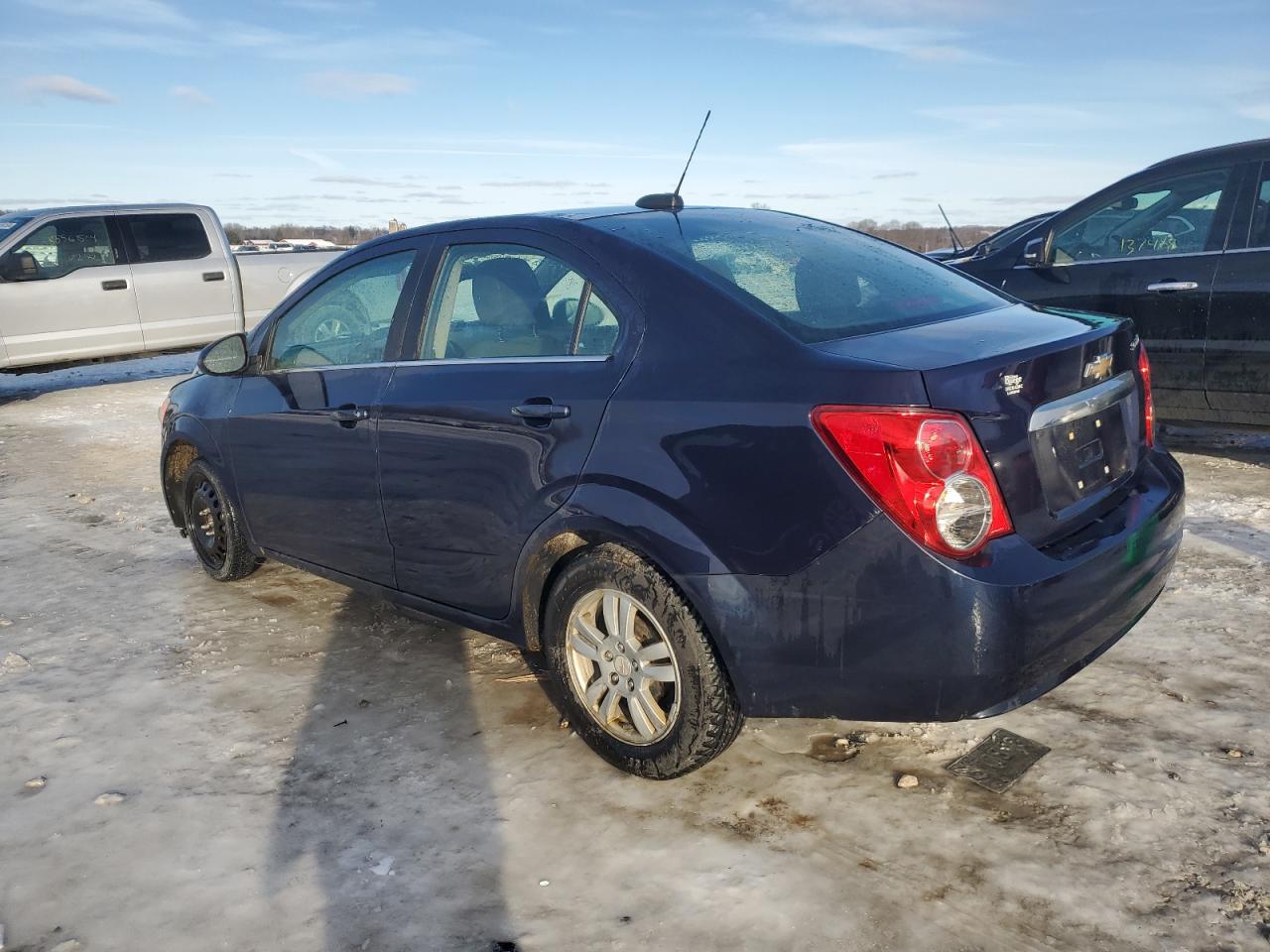 VIN 1G1JC5SH4G4134582 2016 CHEVROLET SONIC no.2