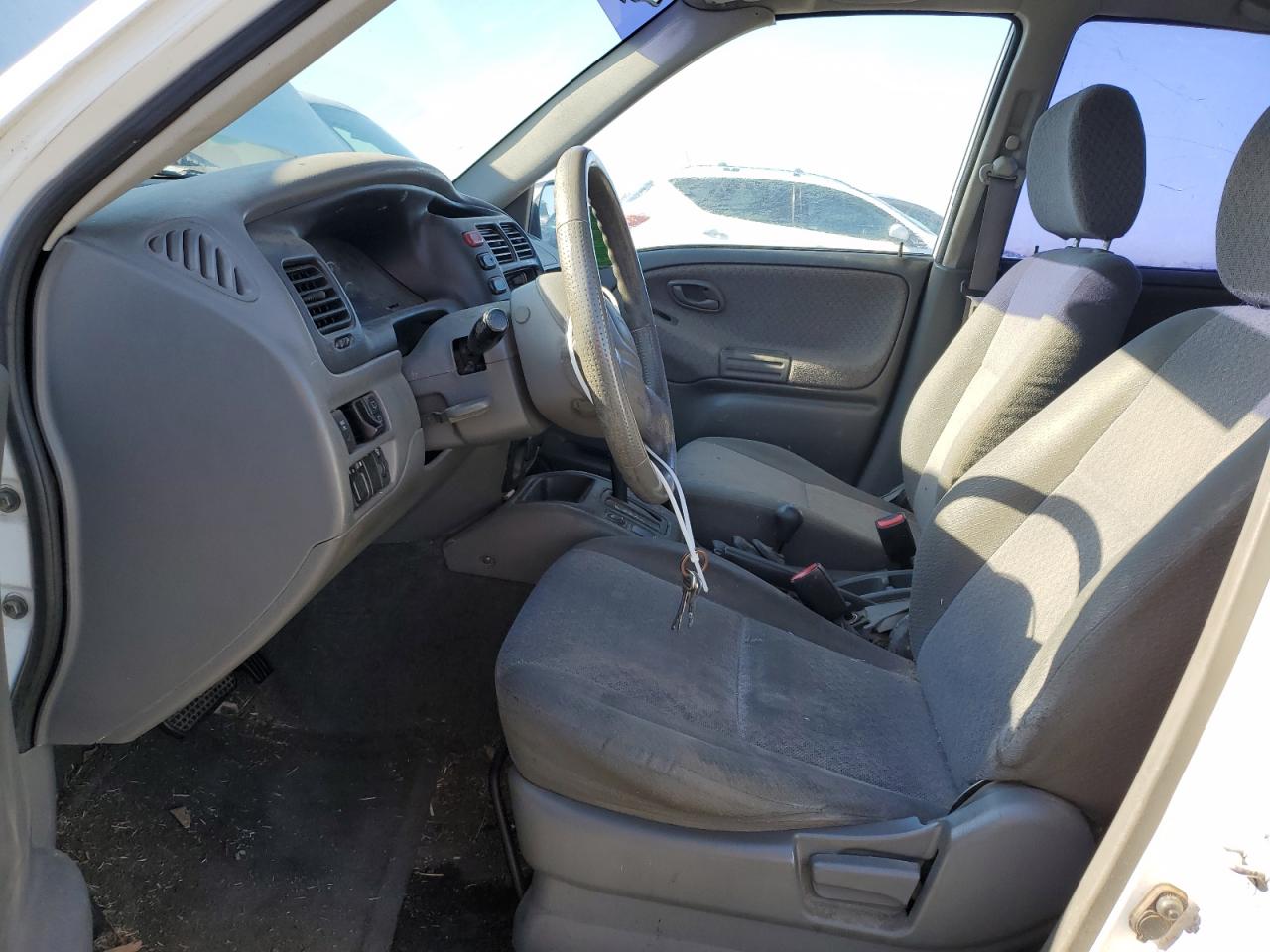 1999 Chevrolet Tracker - Image 7