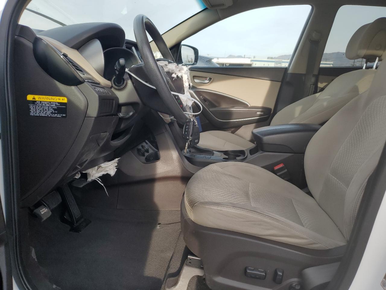 2017 Hyundai Santa Fe - Image 7