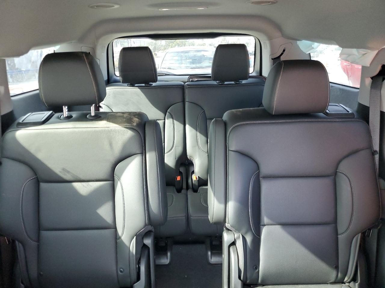 2021 GMC Acadia - Image 10