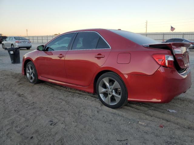  TOYOTA CAMRY 2012 Червоний