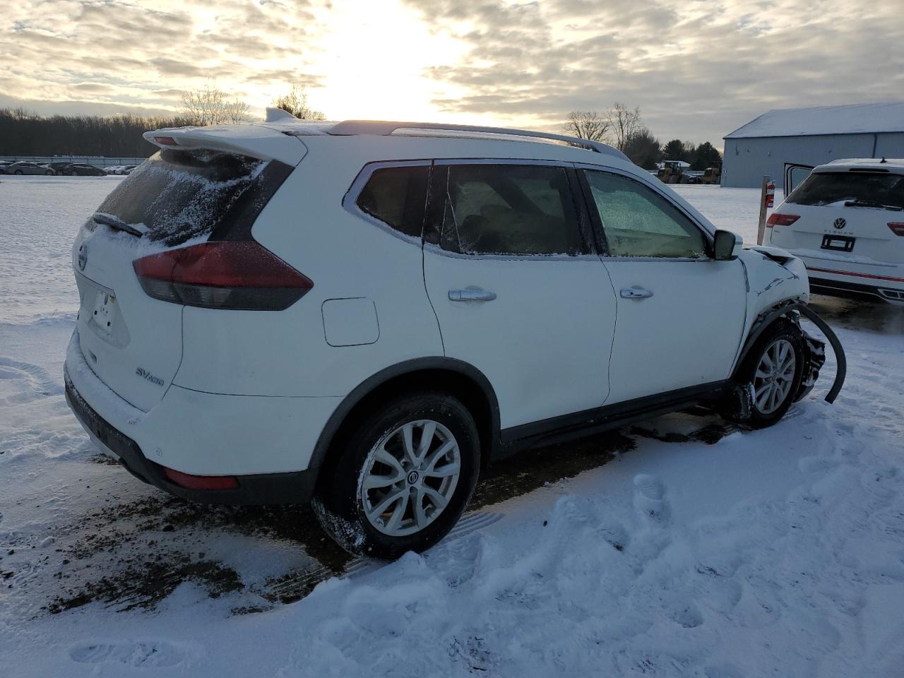 2020 Nissan Rogue - Image 3
