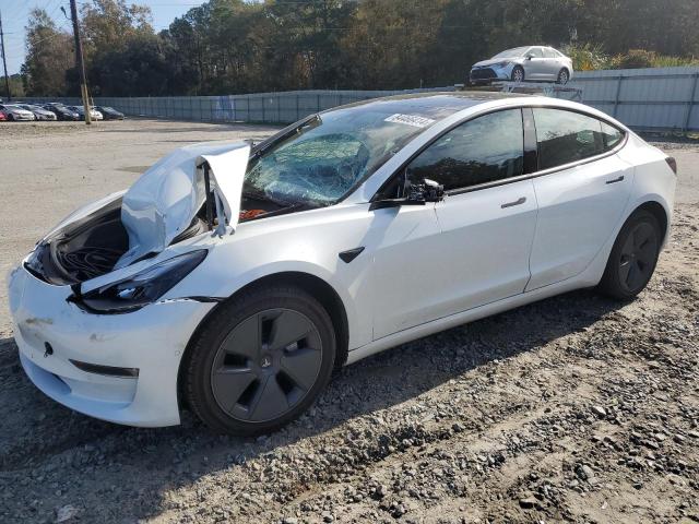  TESLA MODEL 3 2022 Белы