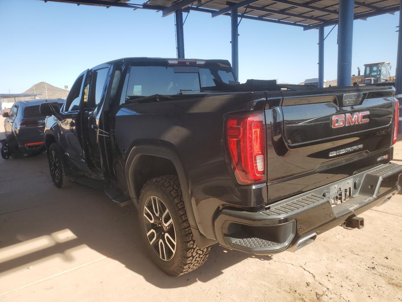 2019 GMC Sierra - Image 2