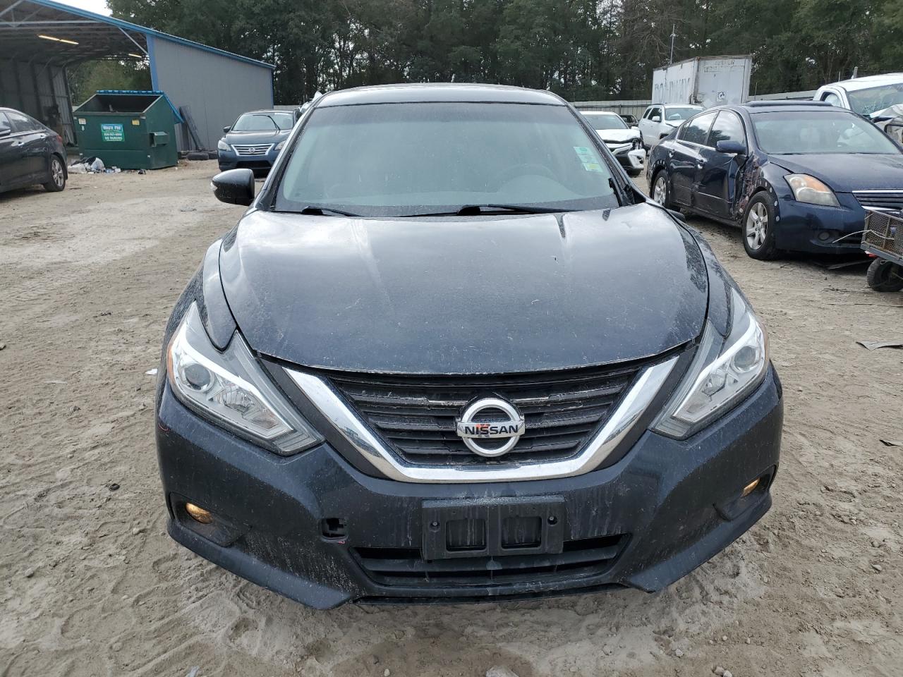 2017 Nissan Altima - Image 5