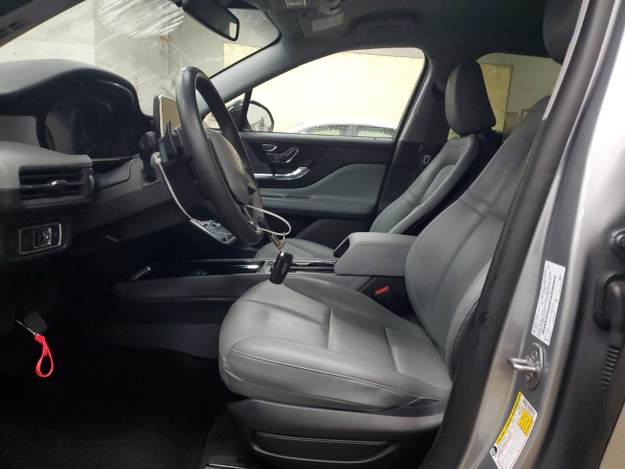 2021 Lincoln Corsair - Image 7