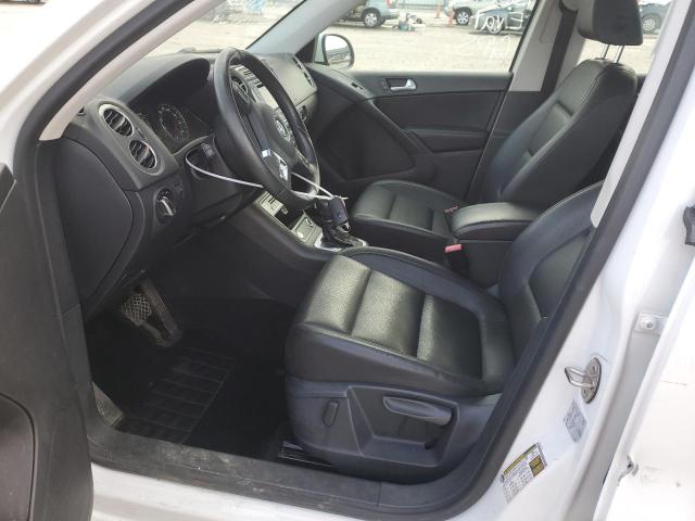  VOLKSWAGEN TIGUAN 2016 Белы