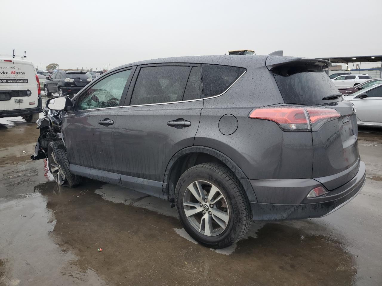 VIN 2T3WFREV5JW481278 2018 TOYOTA RAV4 no.2