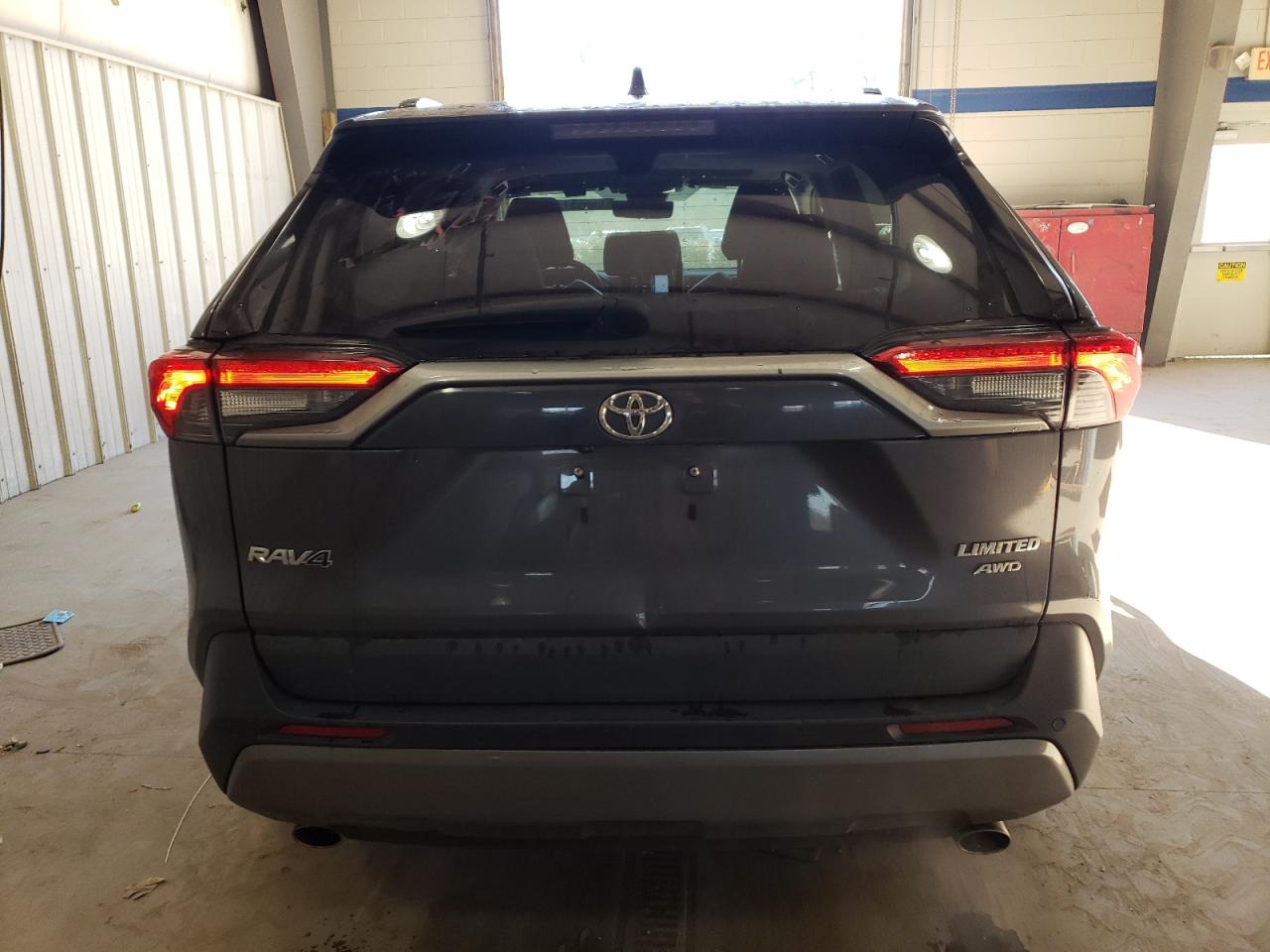 2021 Toyota Rav4 Limited VIN: 2T3N1RFV7MC143167 Lot: 85555774