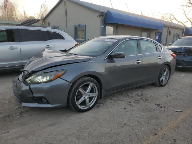 Sedans NISSAN ALTIMA 2016 Gray