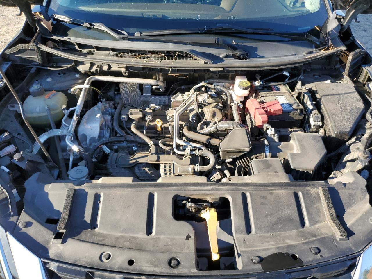 2021 Nissan Rogue - Image 12