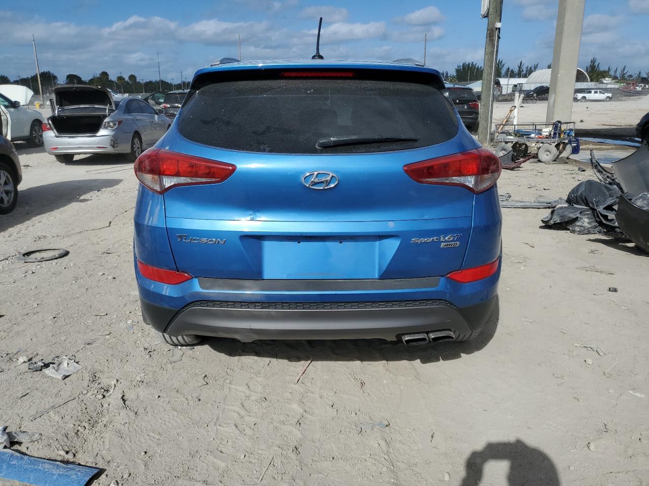 2016 Hyundai Tucson - Image 6