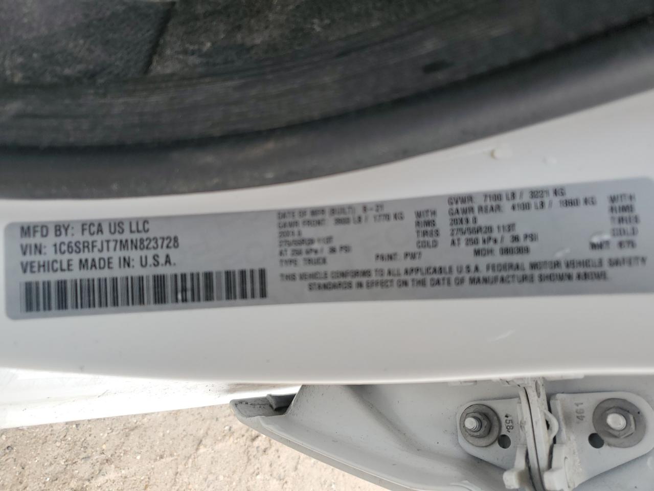 2021 RAM 1500 - Image 12