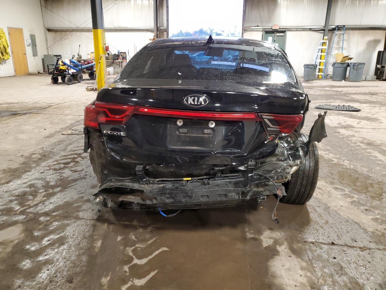 2019 Kia Forte - Image 6