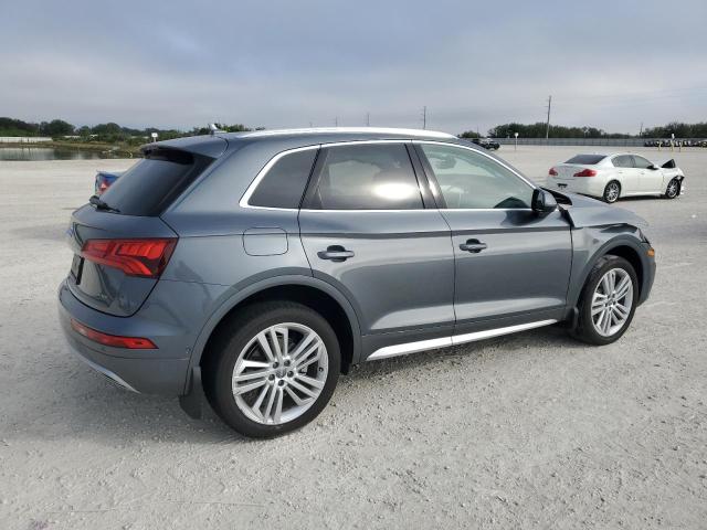  AUDI Q5 2020 Szary