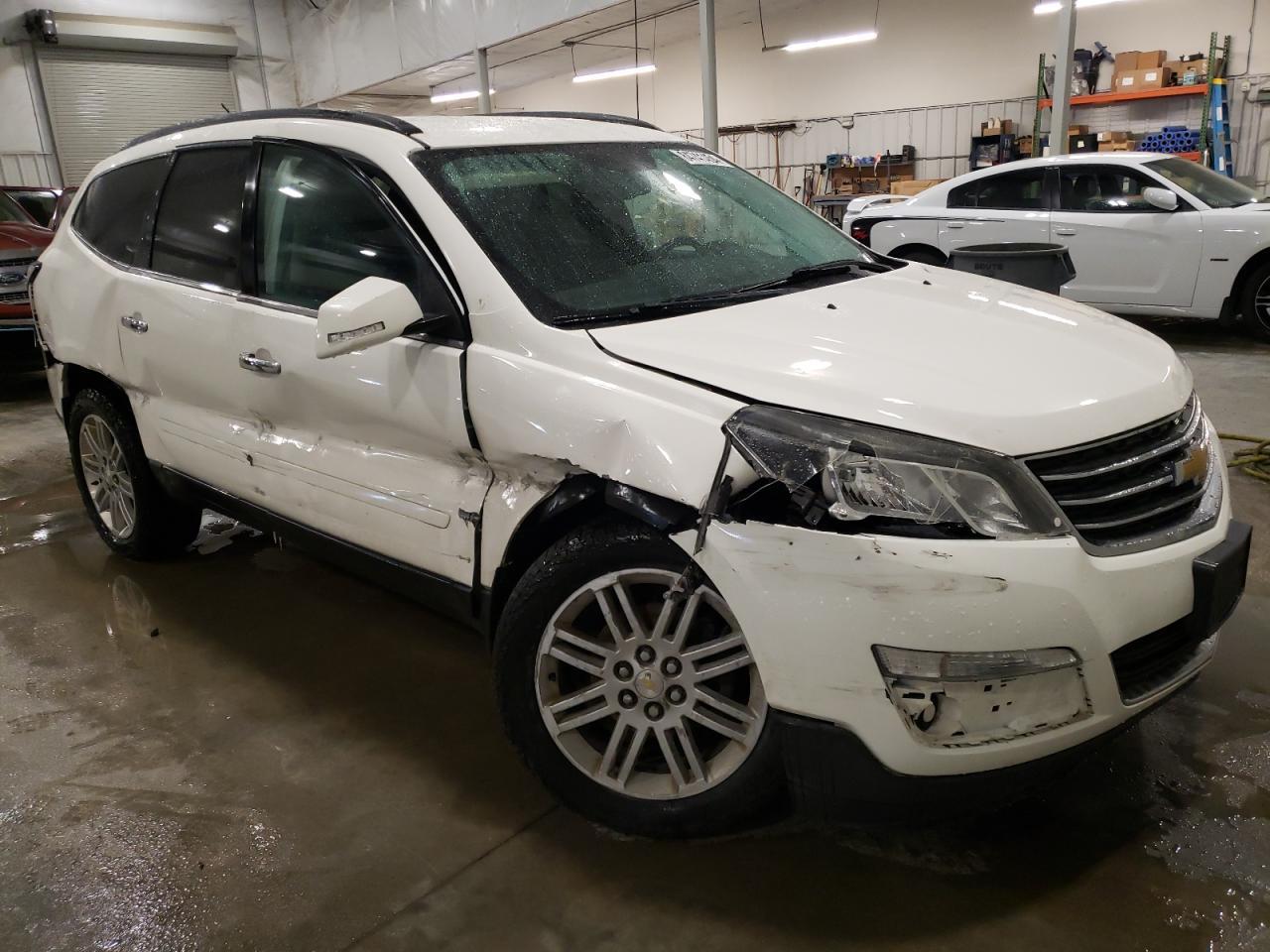 VIN 1GNKRGKD9FJ269518 2015 CHEVROLET TRAVERSE no.4