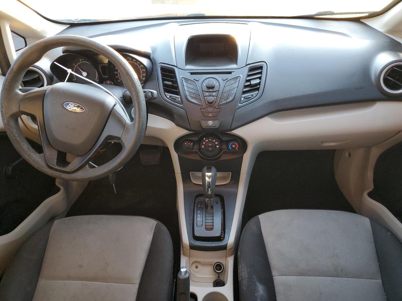 2012 Ford Fiesta - Image 8