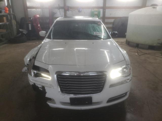  CHRYSLER 300 2012 Белы