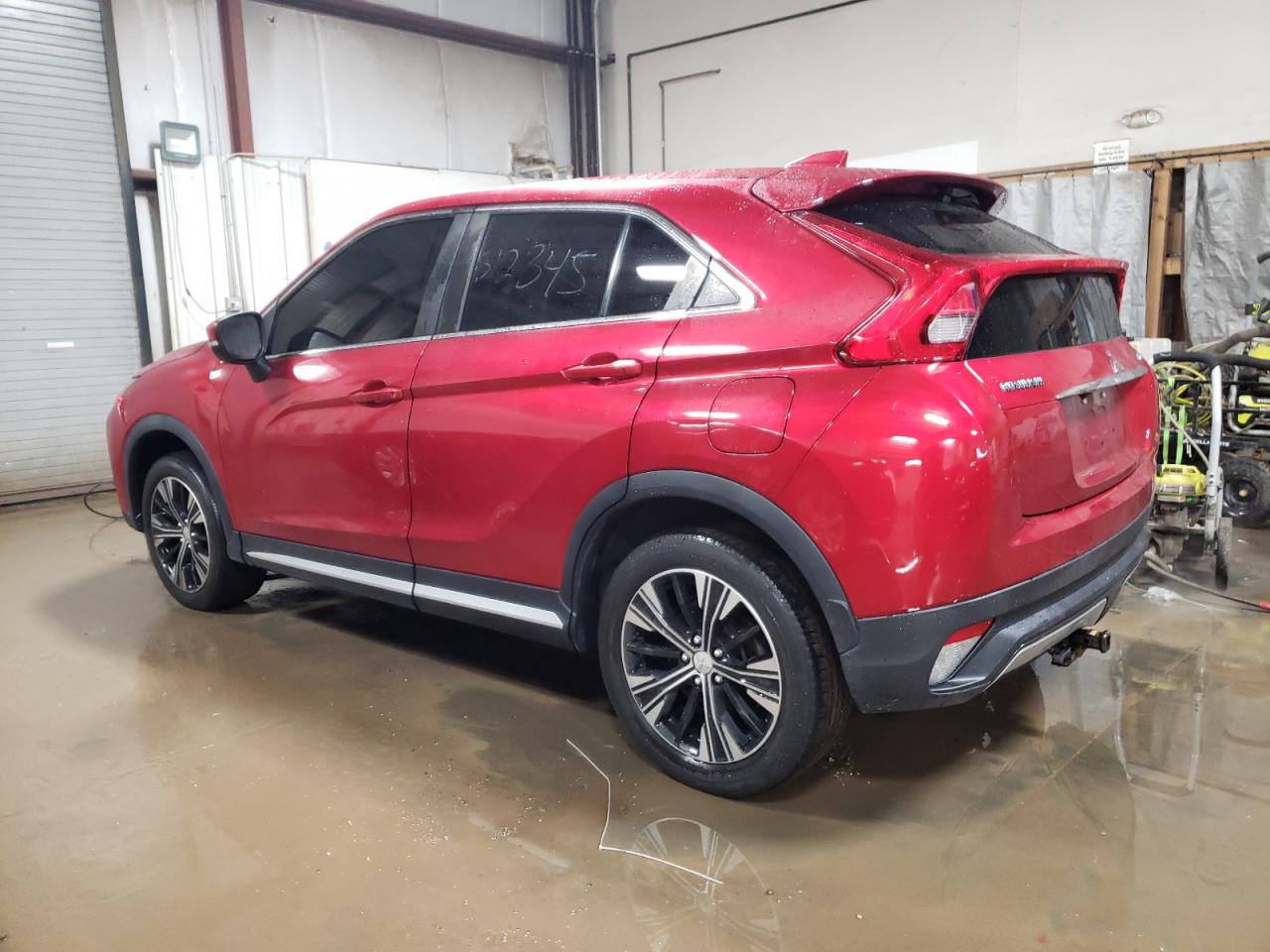 2018 Mitsubishi Eclipse - Image 2
