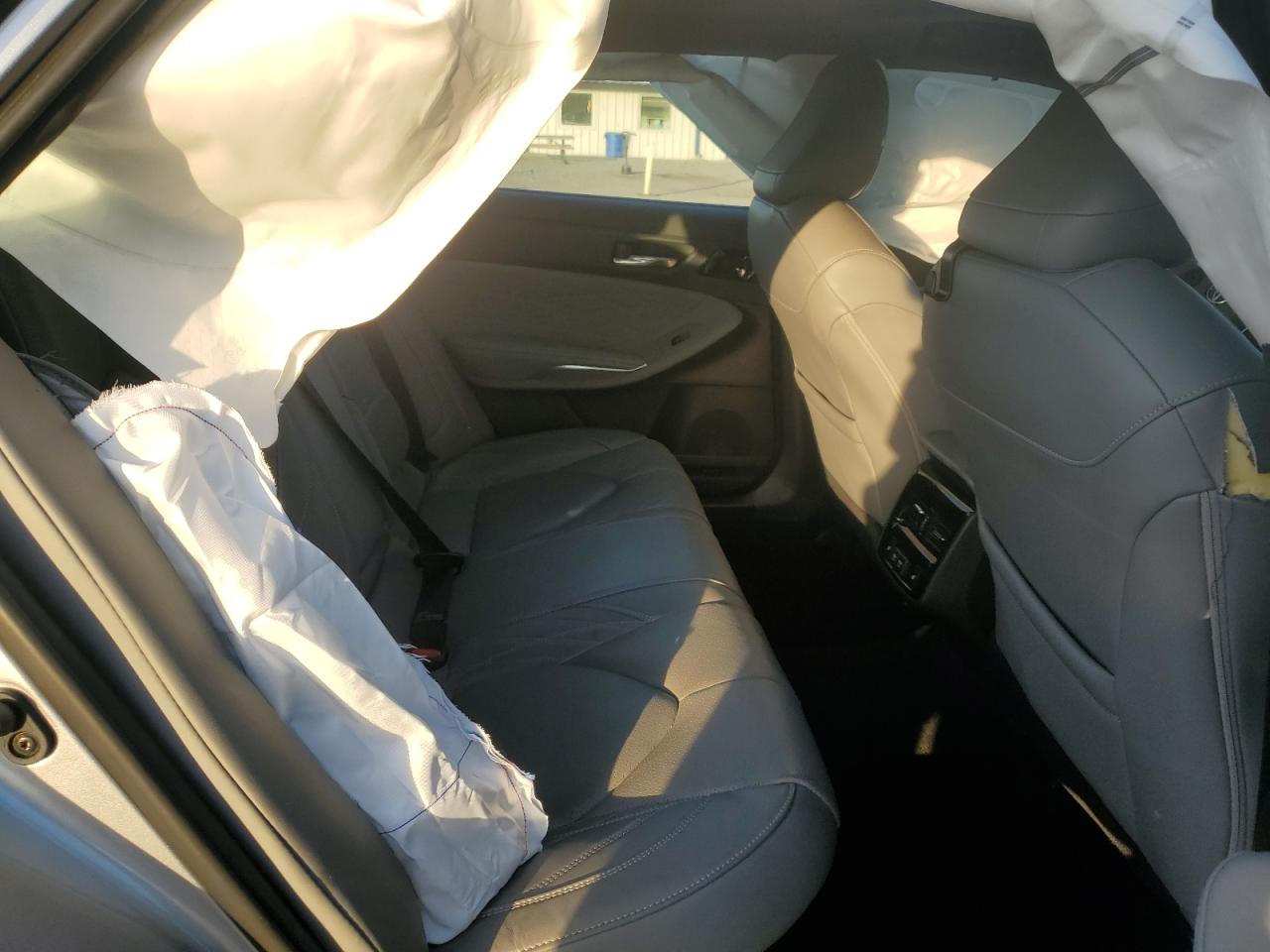 2020 Toyota Avalon - Image 11
