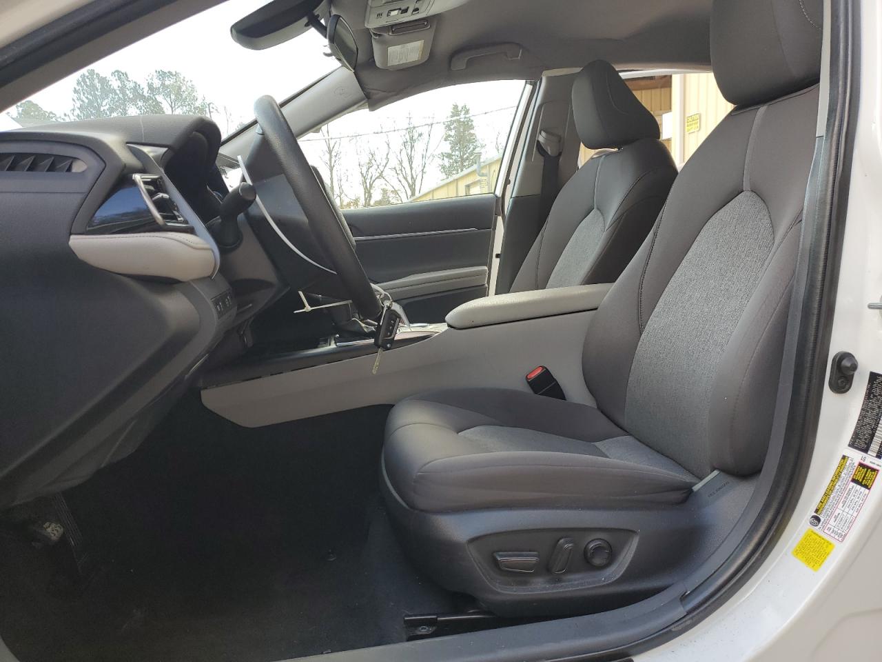 2022 Toyota Camry - Image 7