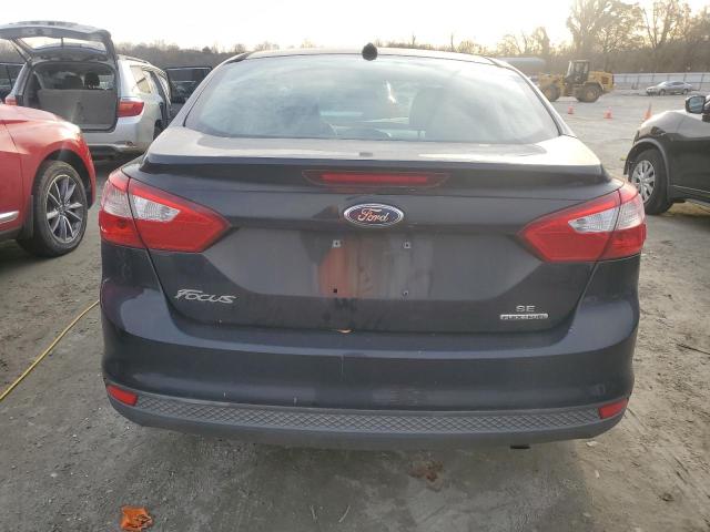  FORD FOCUS 2013 Czarny