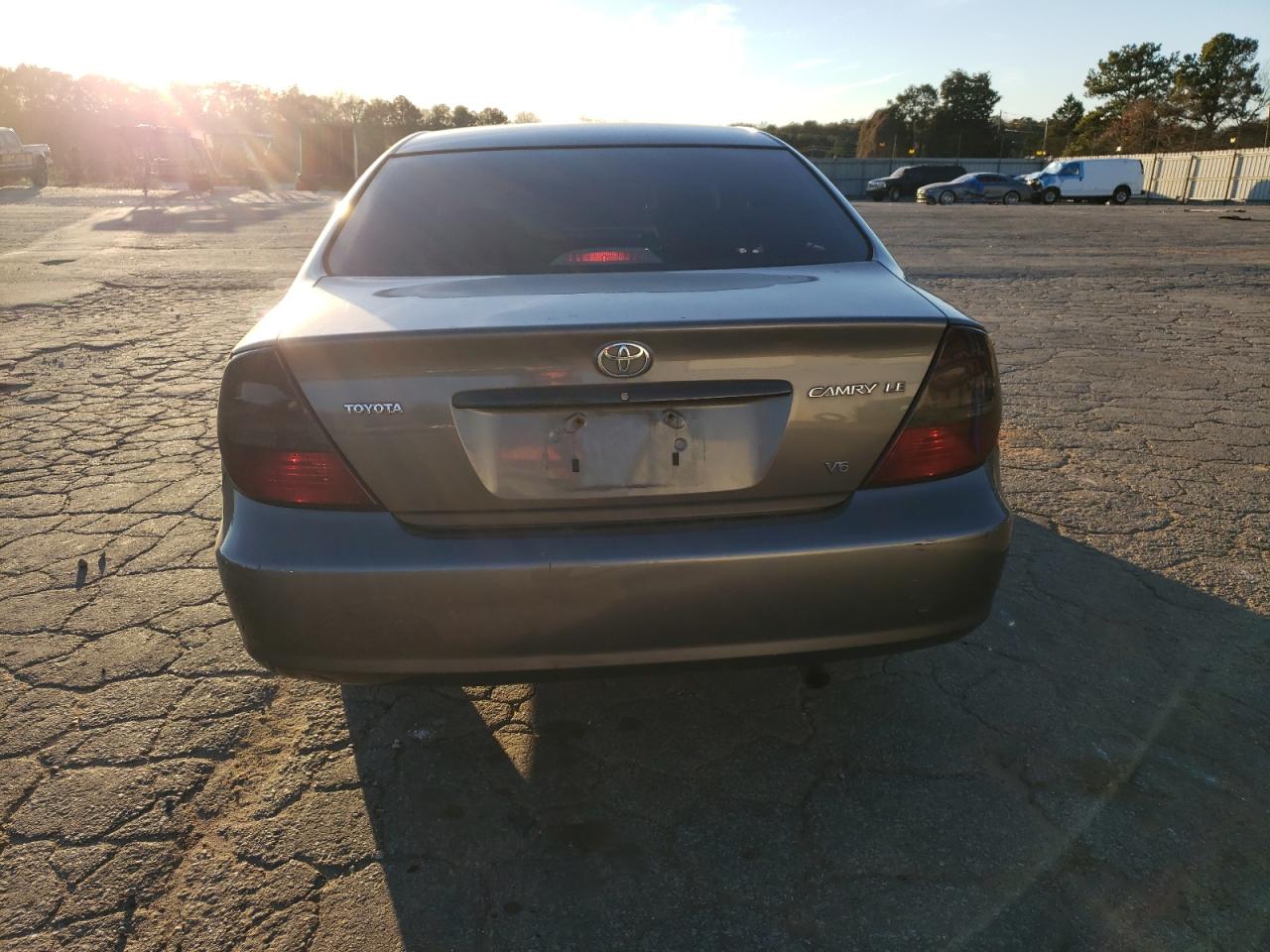 2003 Toyota Camry Le VIN: 4T1BF32K83U549428 Lot: 82811834