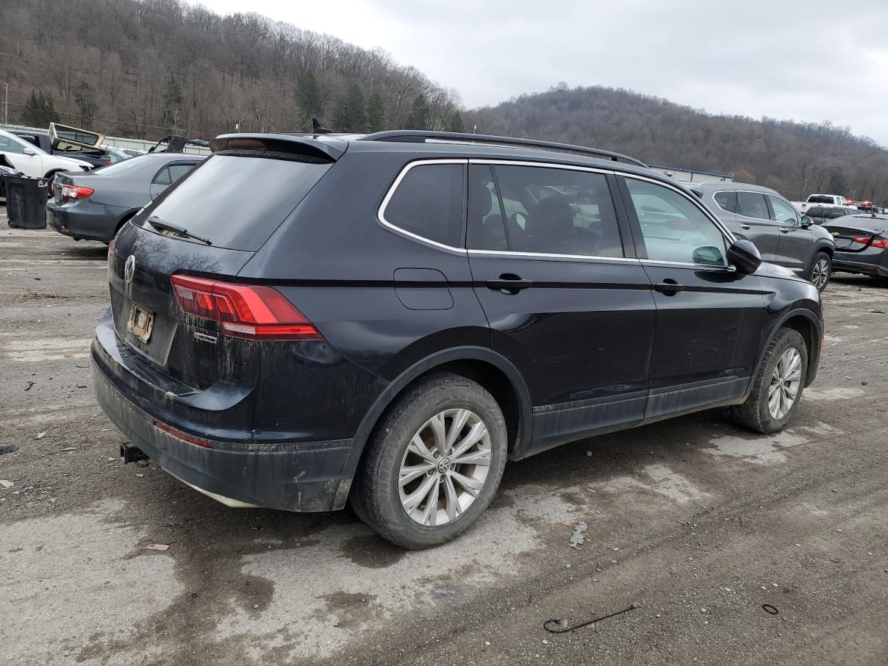 VIN 3VV2B7AX2KM077557 2019 VOLKSWAGEN TIGUAN no.3