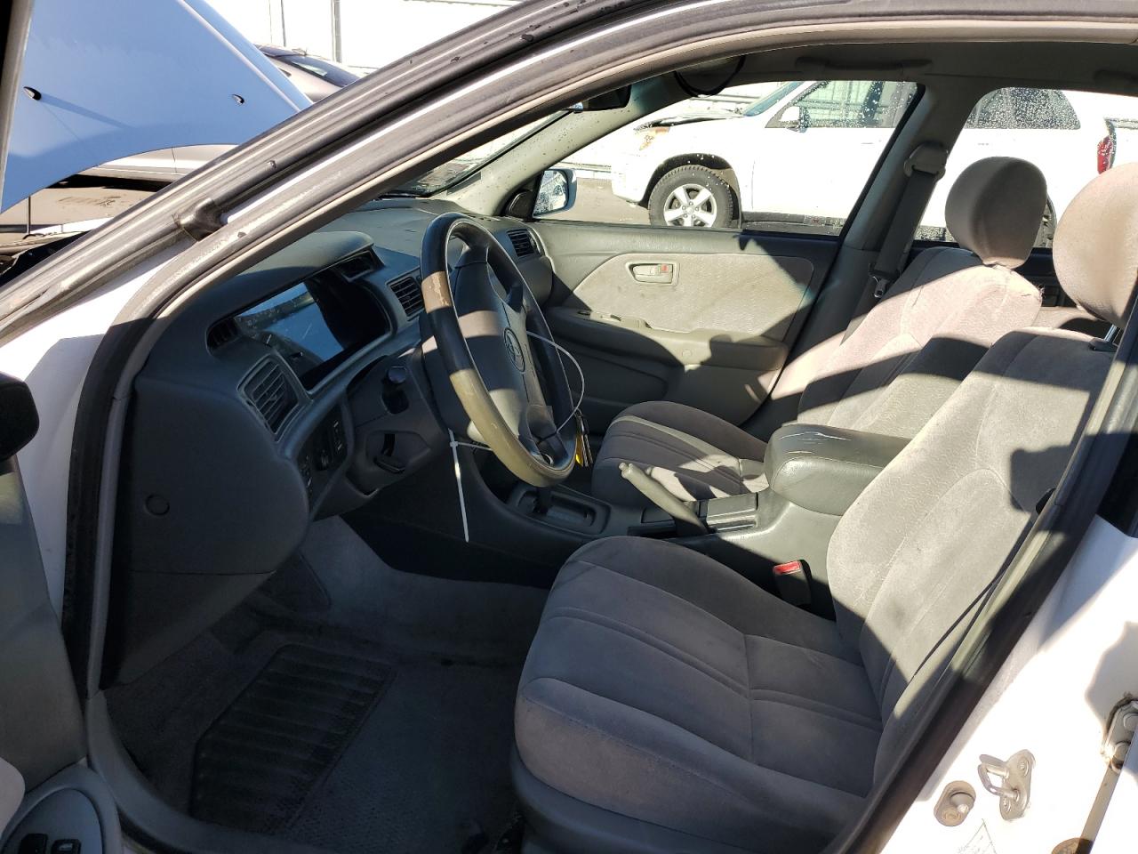 1999 Toyota Camry - Image 7