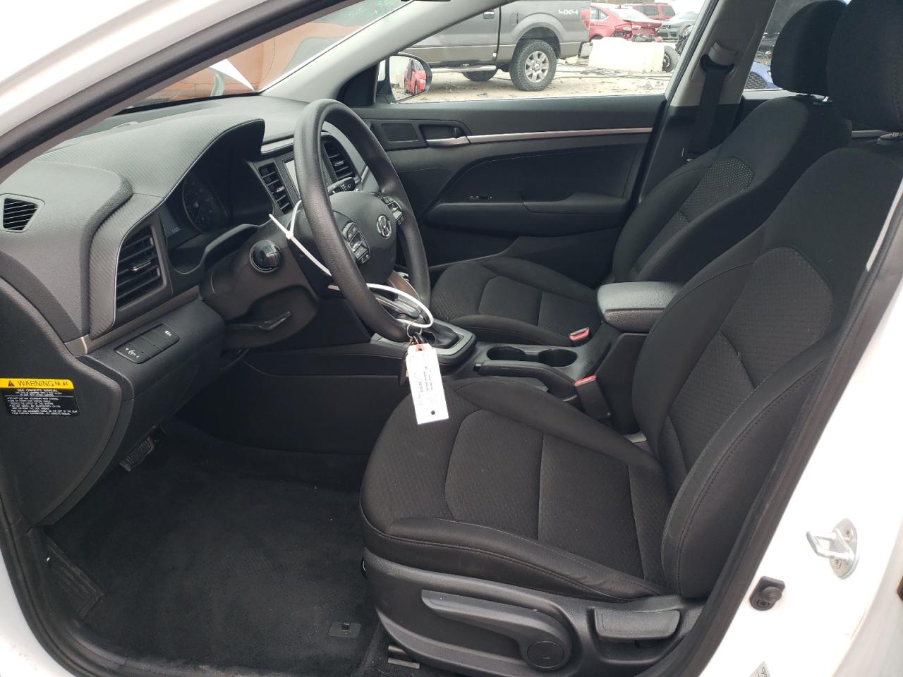 2019 Hyundai Elantra - Image 7