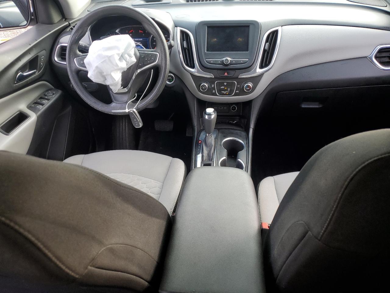 2020 Chevrolet Equinox - Image 8