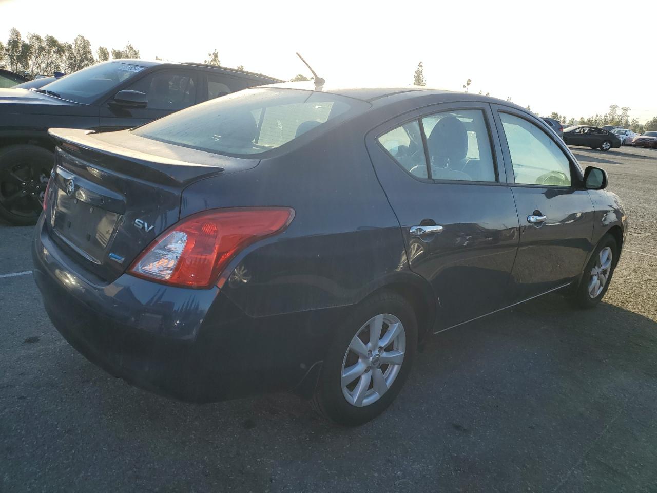 VIN 3N1CN7AP2EL857453 2014 NISSAN VERSA no.3