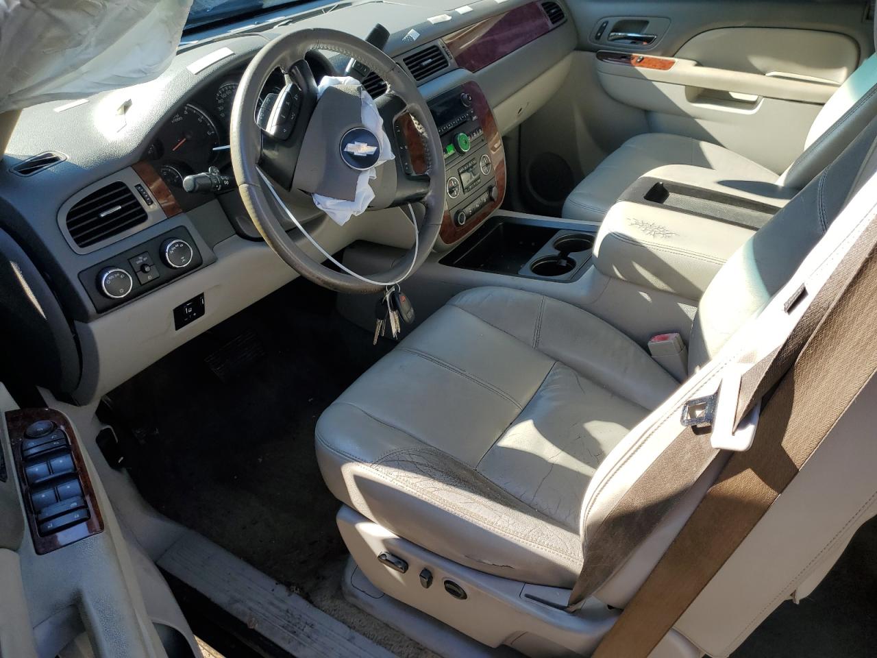 2010 Chevrolet Silverado - Image 7